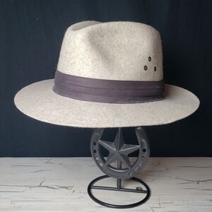 Golden Gate Hat Company Light Gray Fedora 100% Wool style# WPL5923 - size Large
